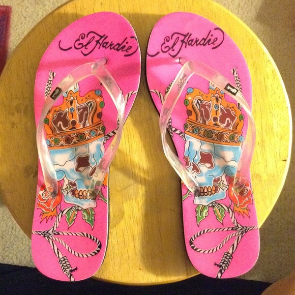 Ed Hardie flip flops