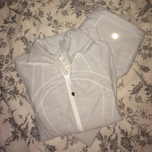 SOLD! Lululemon Complete Set
