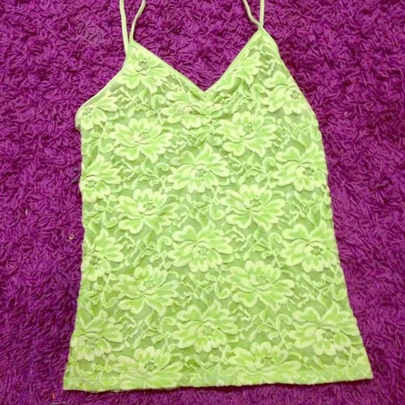 Super cute lime green patterned tank!