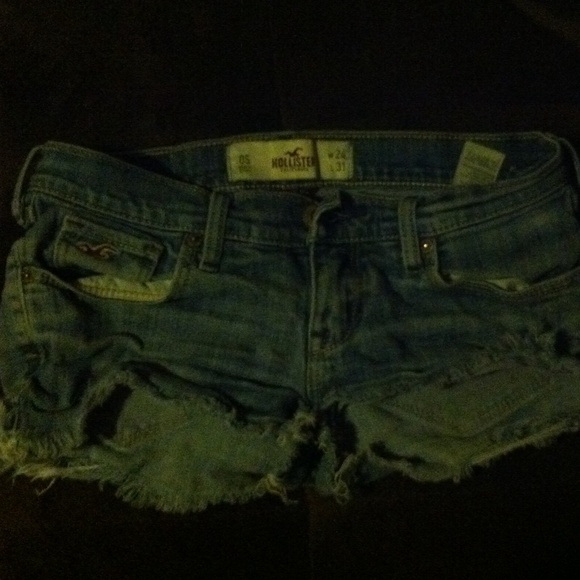 Hollister shorts - Picture 3 of 4