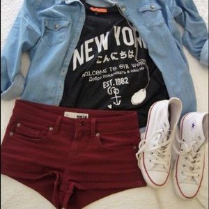American eagle outfitters maroon shorts