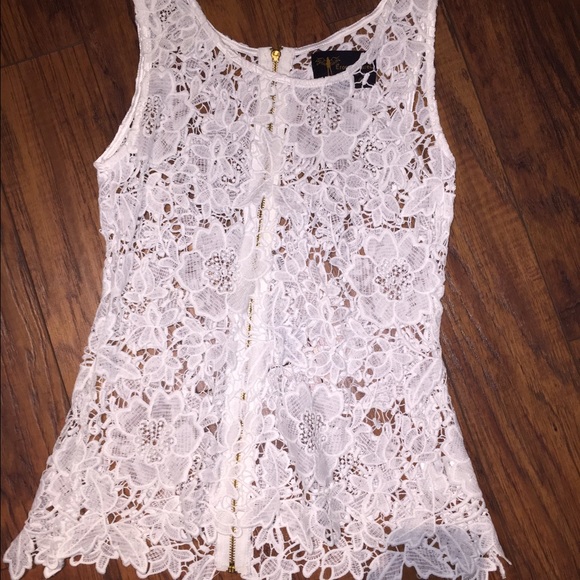 white lace tank