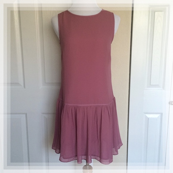 LOFT Dresses & Skirts - 🌸 Ann Taylor Dress