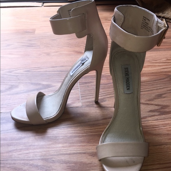 Steve Madden pumps