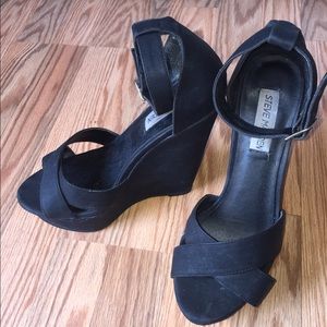 Steve Madden wedge