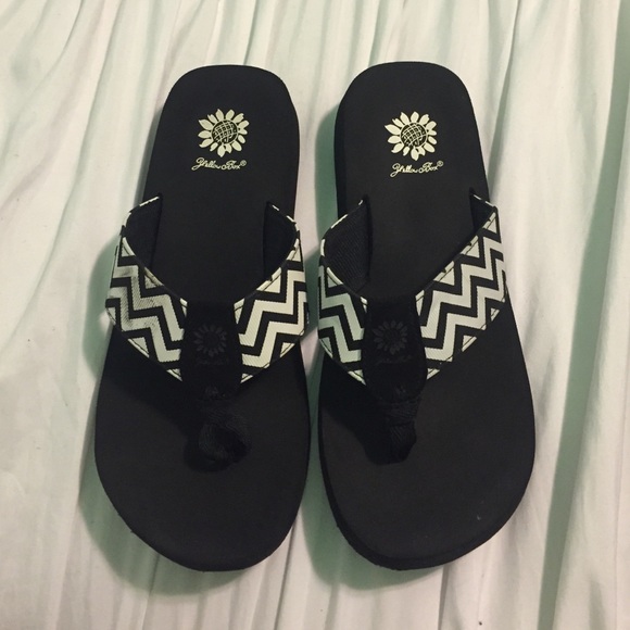Chevron Flip Flops