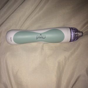 NEW PMD Personal Microderm!