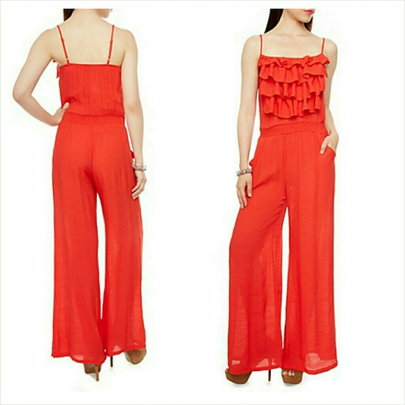 Beutifful  red Jumpsuit size L