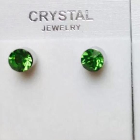 ❌Gifted w/purchase🚫green stud post earrings! 💚 - Picture 2 of 2