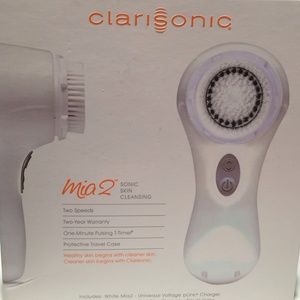 MIA 2 CLARISONIC  White