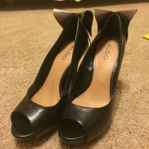 Peep Toe Aldo Bow Pumps