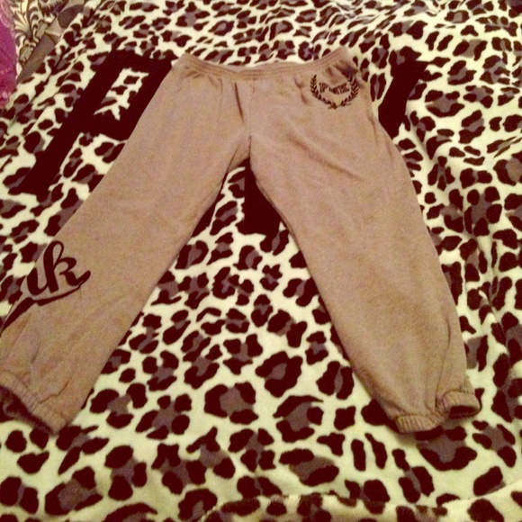 VS pink cropped sweats