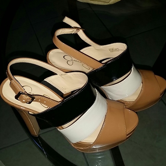 Jessica Simpson shoe's