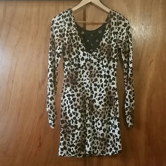 FOREVER 21 Animal Print Dress Size M/M - Picture 2 of 4