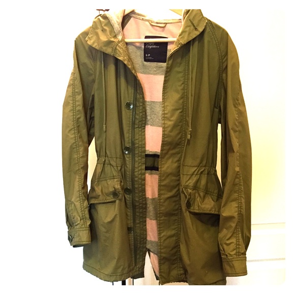 American Eagle water resistant coat in army green