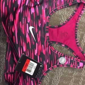 Brand new nike sports bra