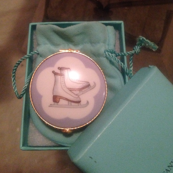 Tiffany's hand painted in France