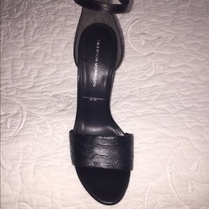 NWOT Sigerson Morrison Black Clear Heeled heels!👠
