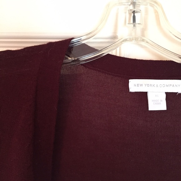 Cranberry Quarter Sleeved Cardigan/Sweater - Picture 3 of 4