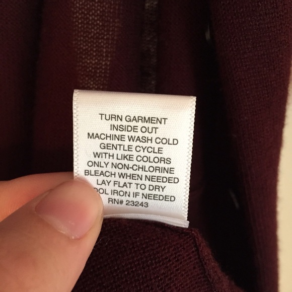 Cranberry Quarter Sleeved Cardigan/Sweater - Picture 4 of 4