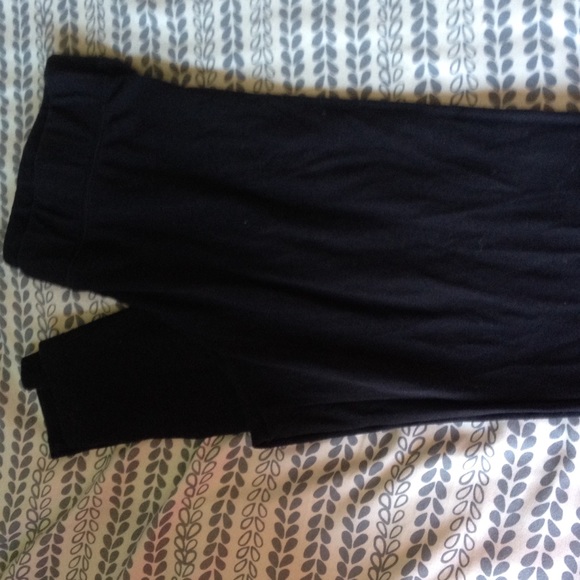 Black leggings