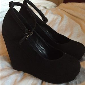 Suede black wedge heels