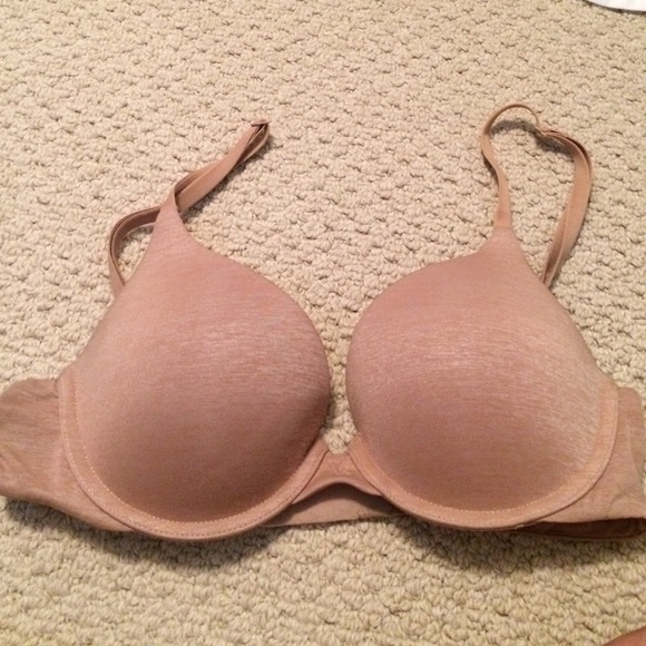 vs t shirt bra