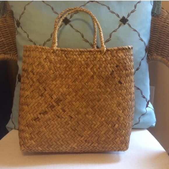 Wicker tote - let's go to the beach!