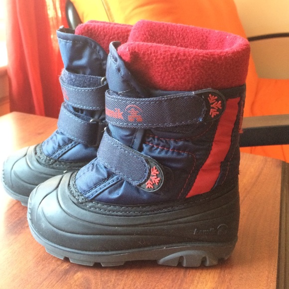 Kids boots