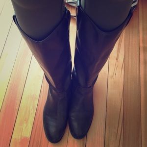 Dark brown pleather boots