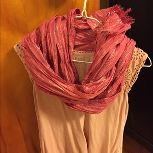 🎉Host's Pick🎉 H&M Pink Scarf