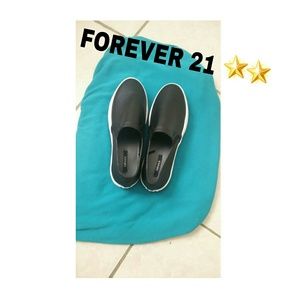 Platform Slip On Sneakers || B&W!