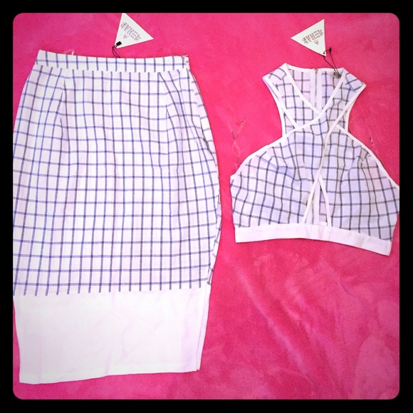 Two piece set.