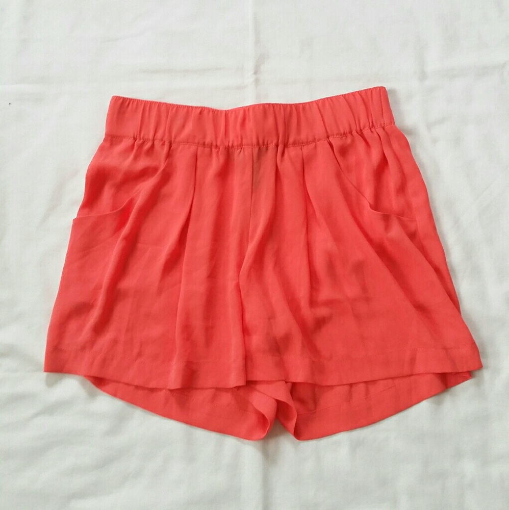 BCBGMAXAZRIA Crepe Shorts