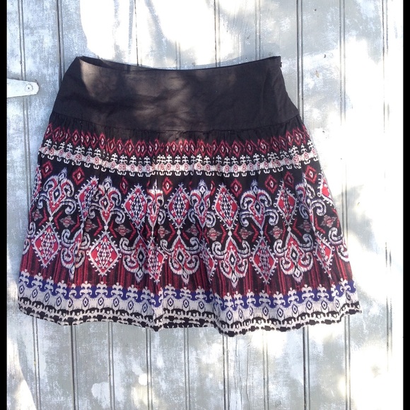 Zara Tank & Kimchi Blue Skirt - Picture 3 of 3