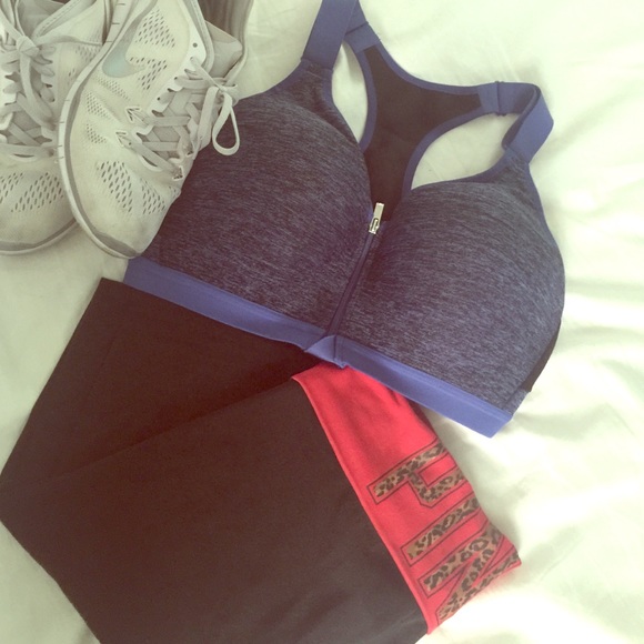 VSX SPORT😍 zip up sports bra💜