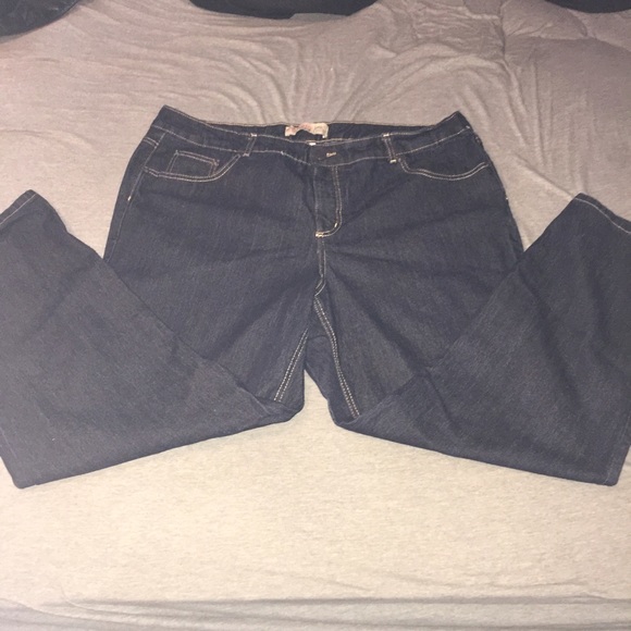 Plus size stretch classic blue jeans 22W