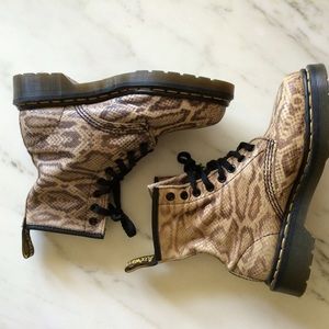 Dr. Martens