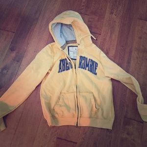 Abercrombie sweatshirt