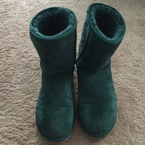 Blue-Green classic Uggs