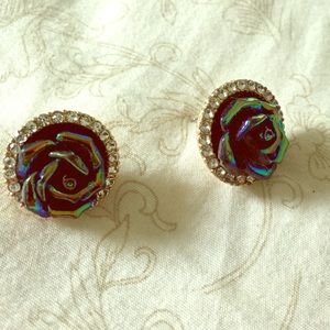 Iridescent flower earrings