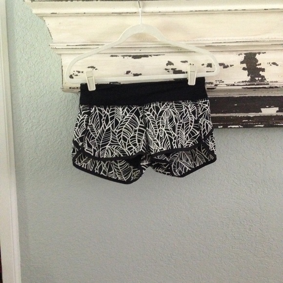 lululemon athletica Pants - BUNDLE 💕Lululemon speed shorts NO TRADES!