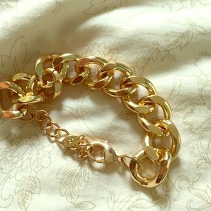 Chain bracelet never worn