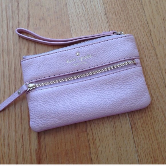 Kate Spade Cobble Hill Wristlet Blush Pink