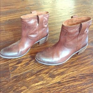 Lucky Brand booties