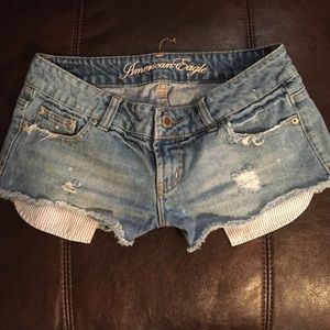 AEO destroyed jean shorts size 4