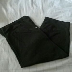 Lululemon relaxed capri lounge or yoga pant