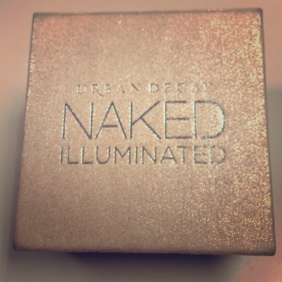 Urban Decay NAKED Illuminated shimmer