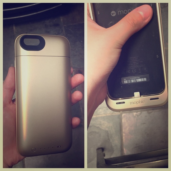 Mophie iPhone 6 charging case