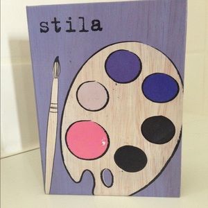 Stila, the Modernist Palette
